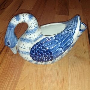 Indoor outdoor Planter Cobalt Blue White Swan Vintage item 12" x 7"